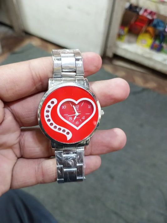 New stylish heart shape watch from womens red colour
